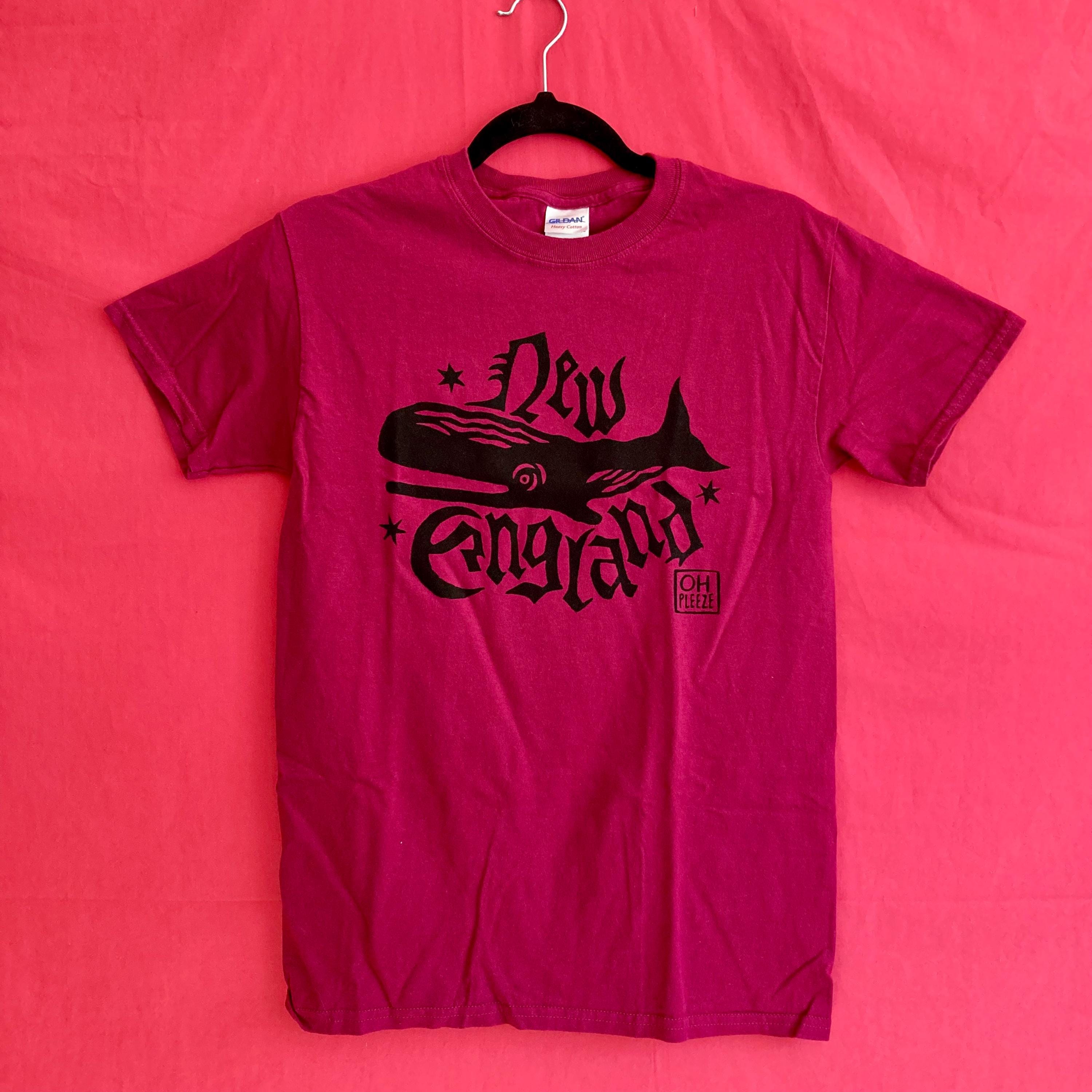 SMALL New England Screen Printed T-Shirt