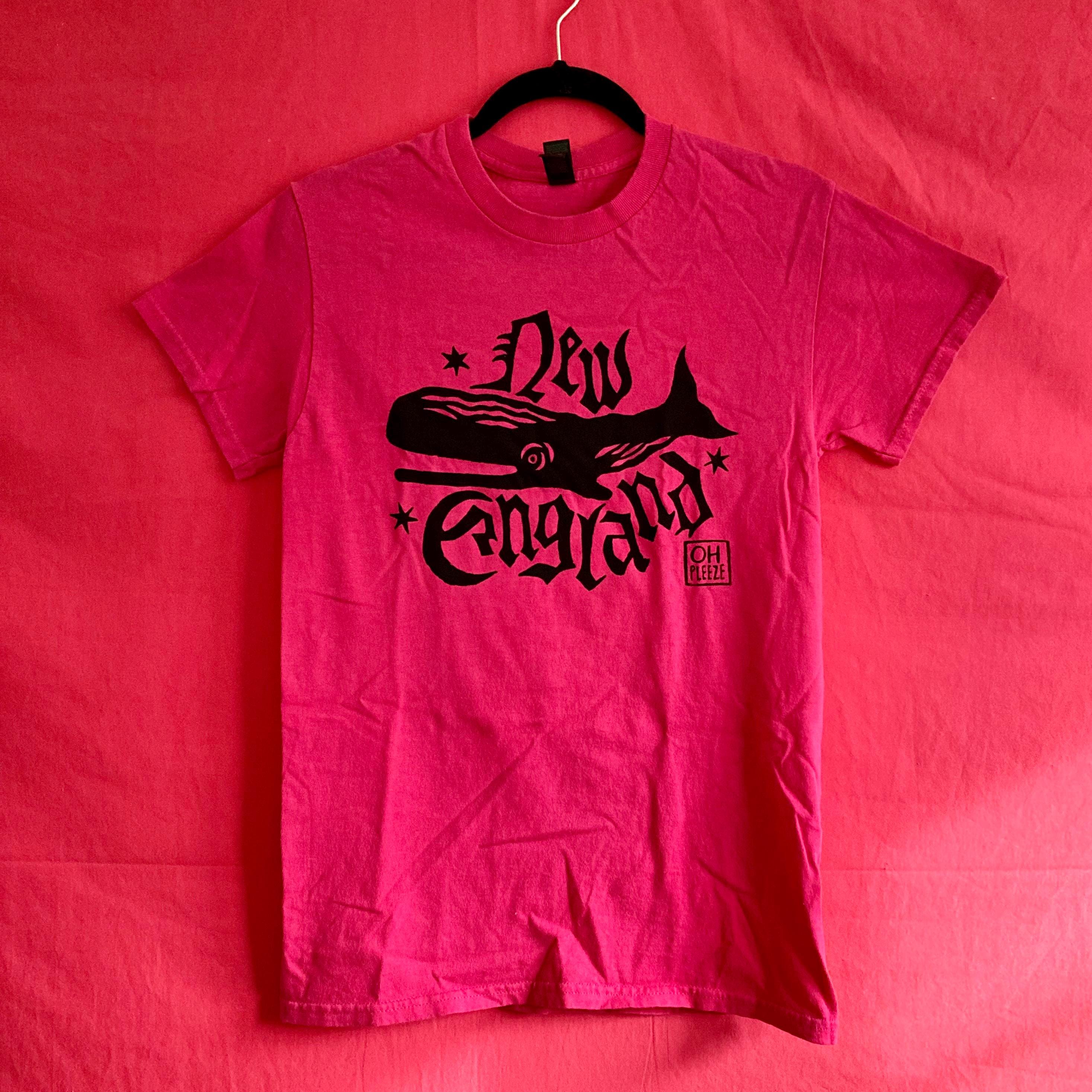 SMALL New England Screen Printed T-Shirt