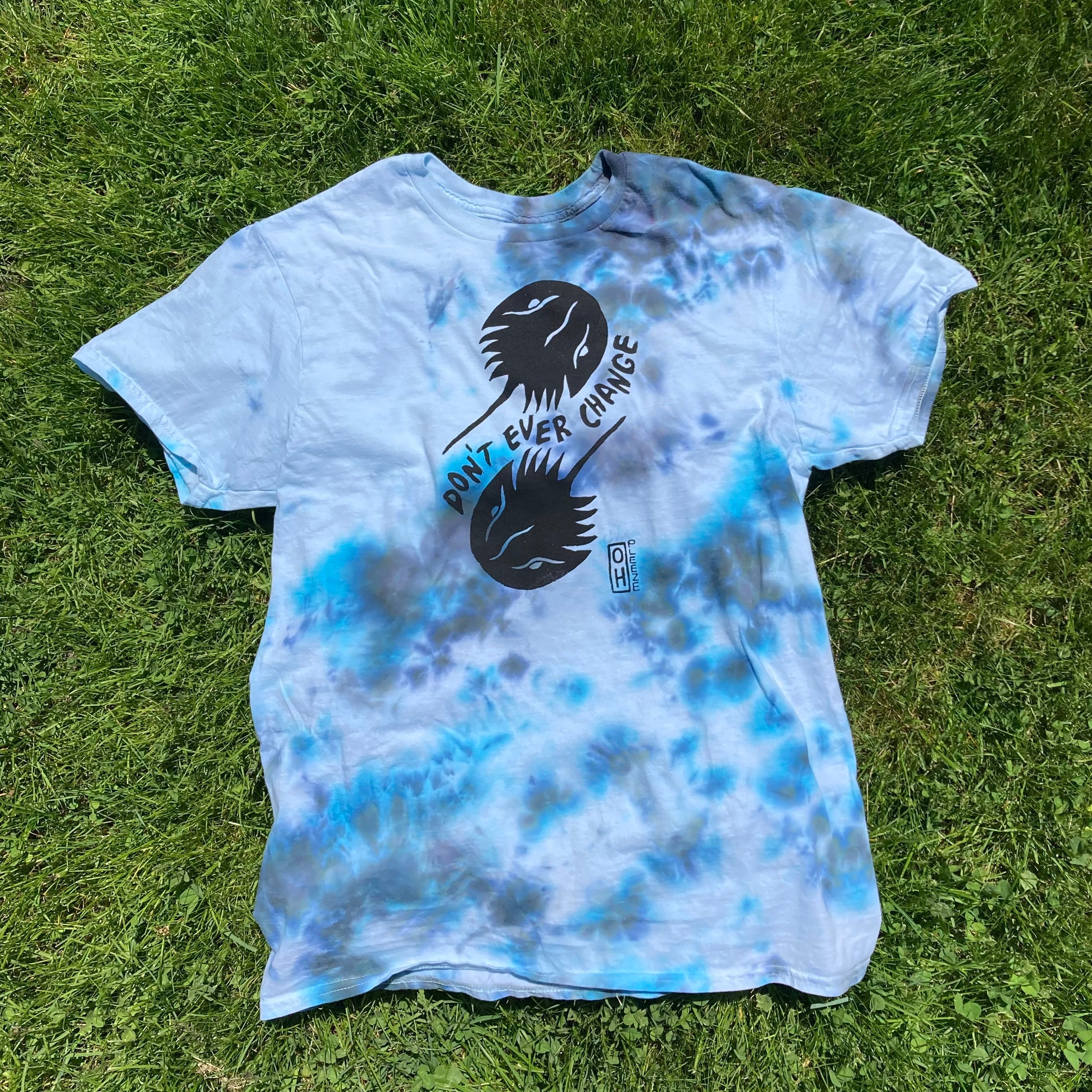MEDIUM "Don't Ever Change" Horseshoe Crab T-Shirt