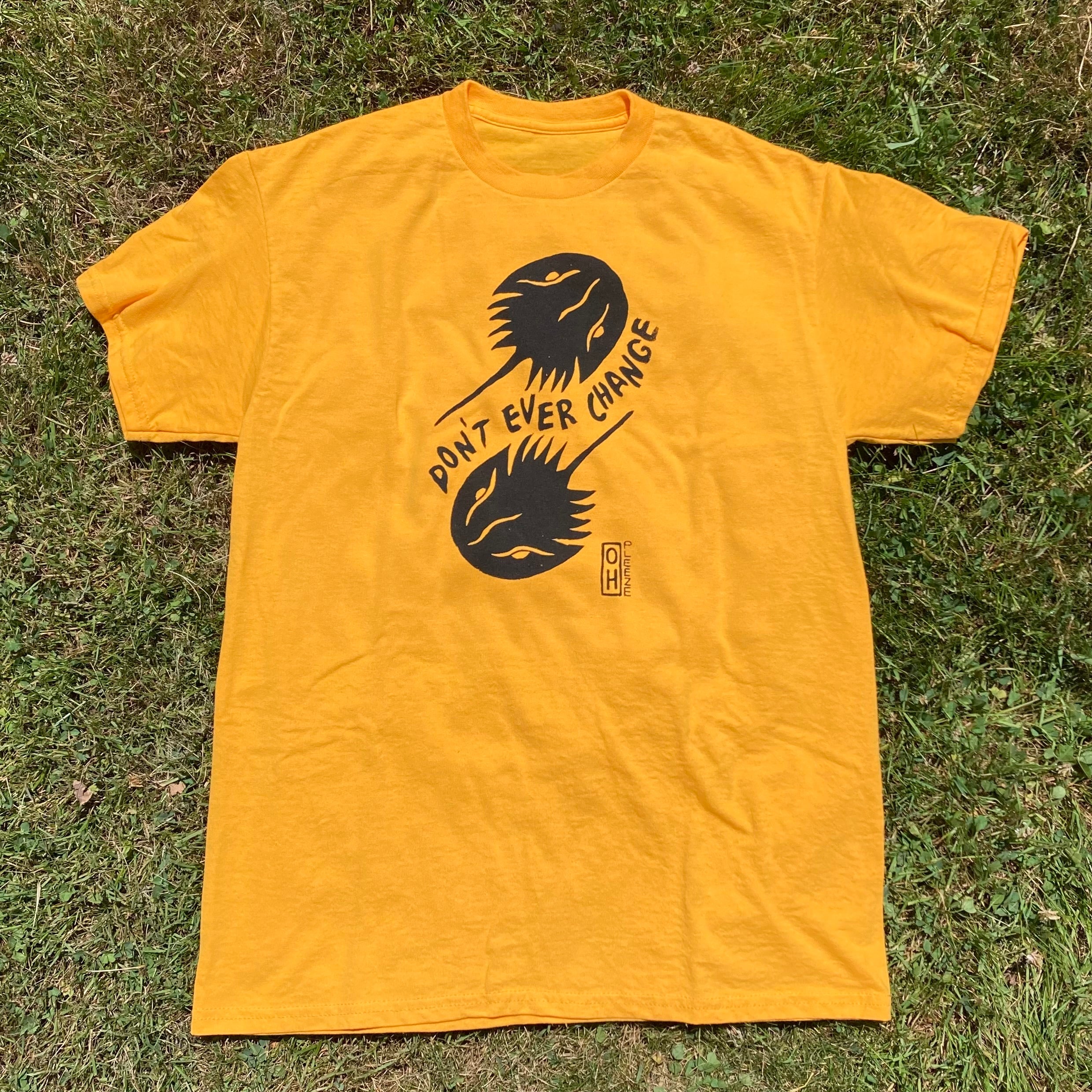 MEDIUM "Don't Ever Change" Horseshoe Crab T-Shirt