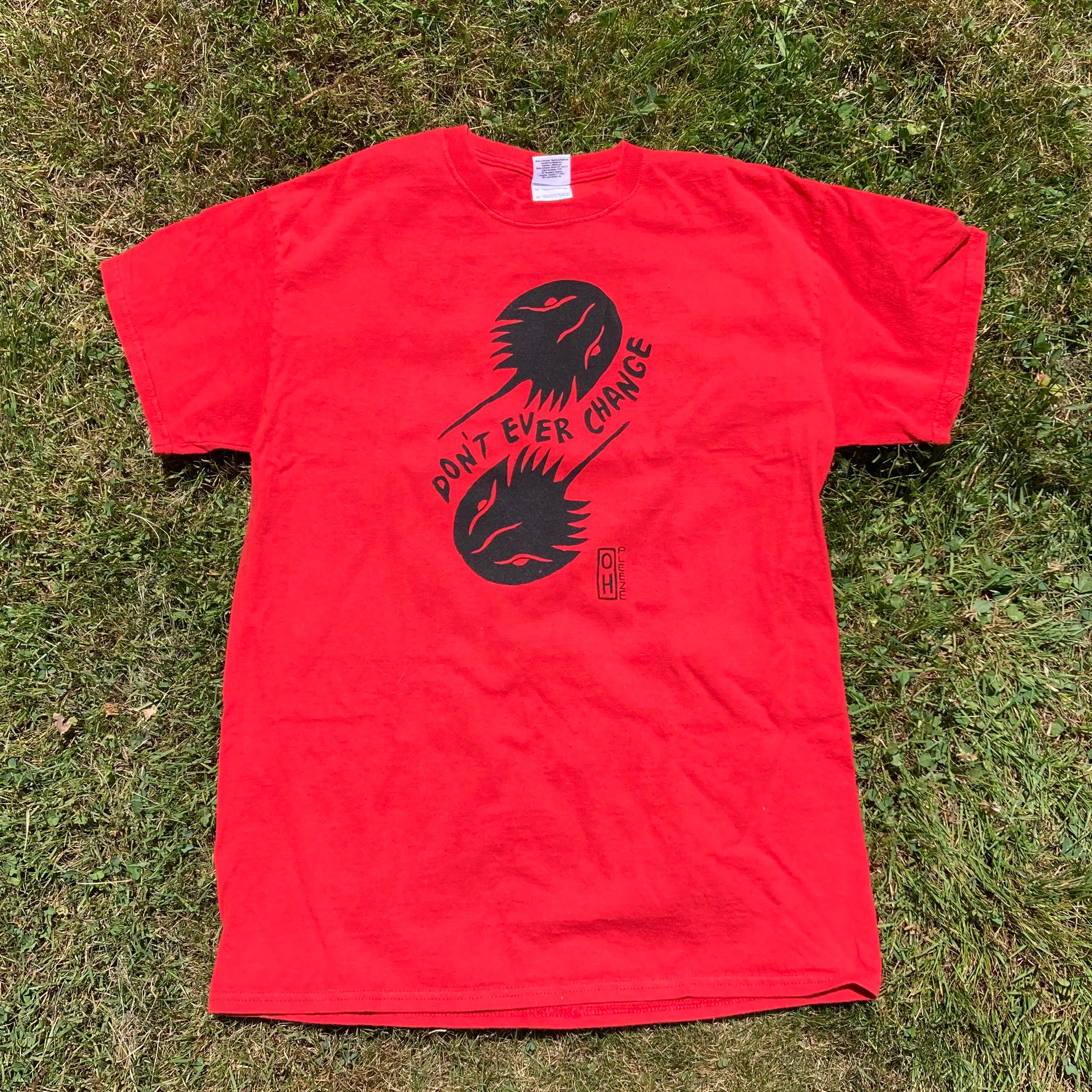 MEDIUM "Don't Ever Change" Horseshoe Crab T-Shirt
