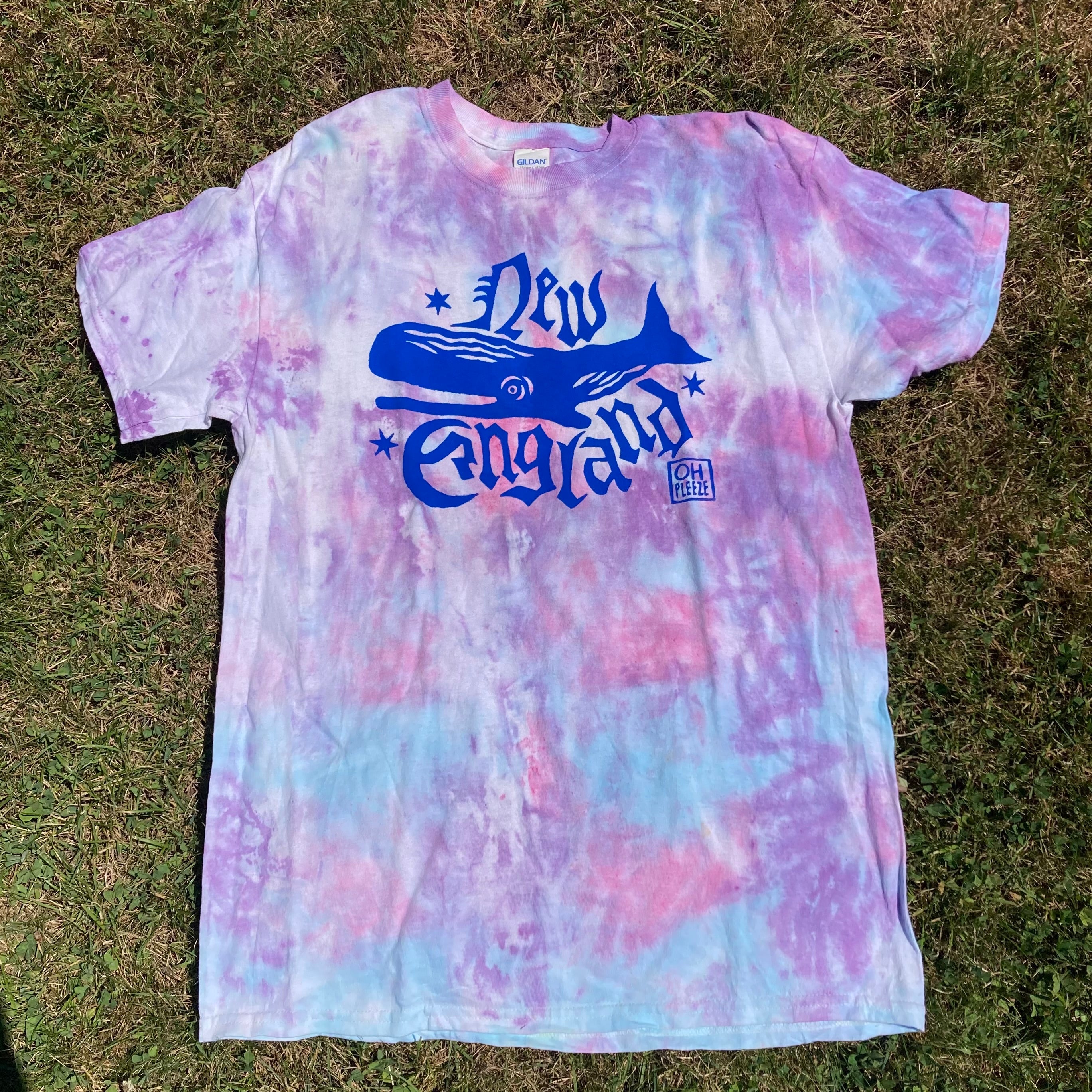 MEDIUM New England Screen Printed T-Shirt