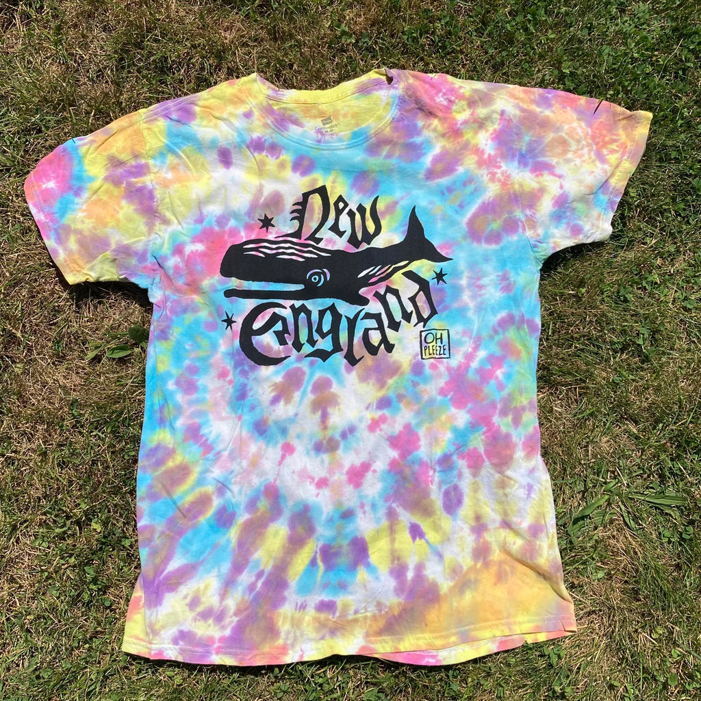 MEDIUM New England Screen Printed T-Shirt