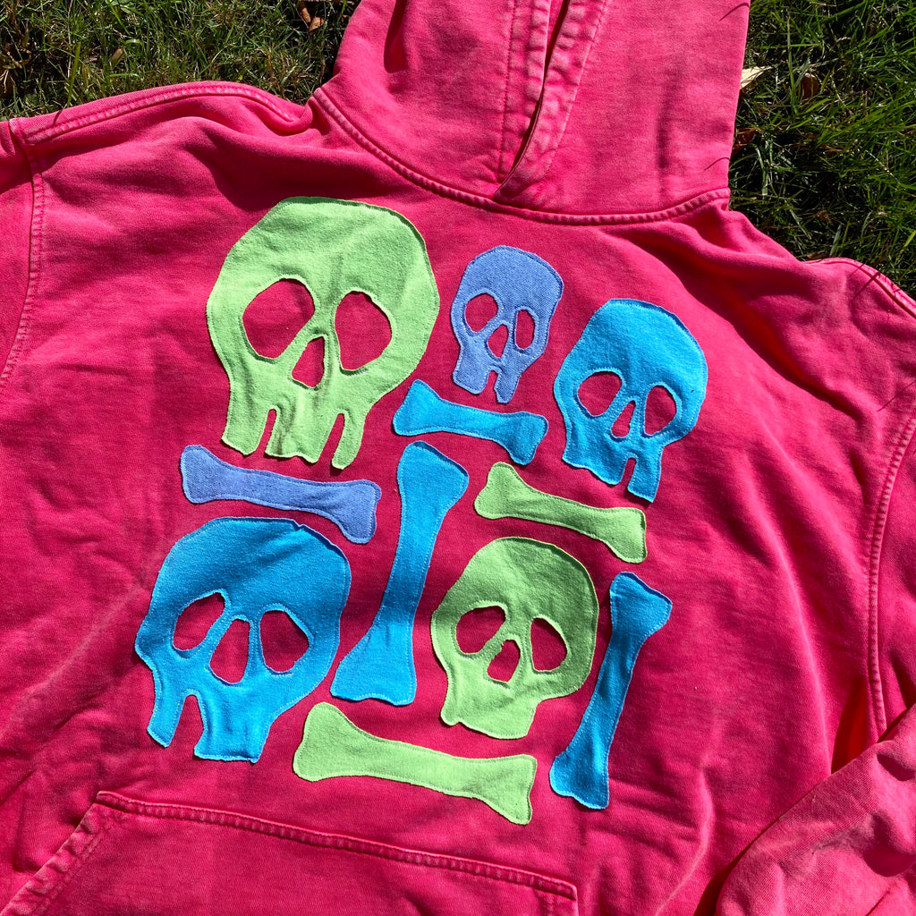 XL/2XL Pink Candy Skulls Pink Hoodie